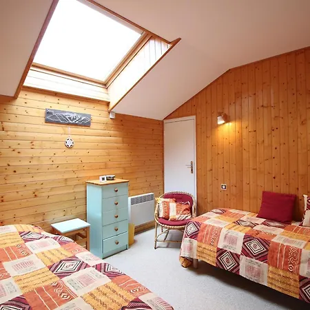T2bis Avec Balcon Et Parking Proche Centre Et Thermes - Le - Fr-1-415-152 * Mont-Dore